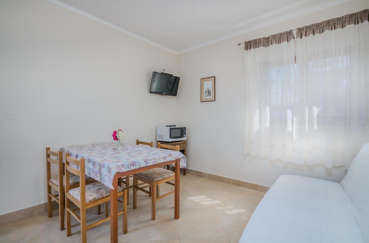 Apartment Josip
